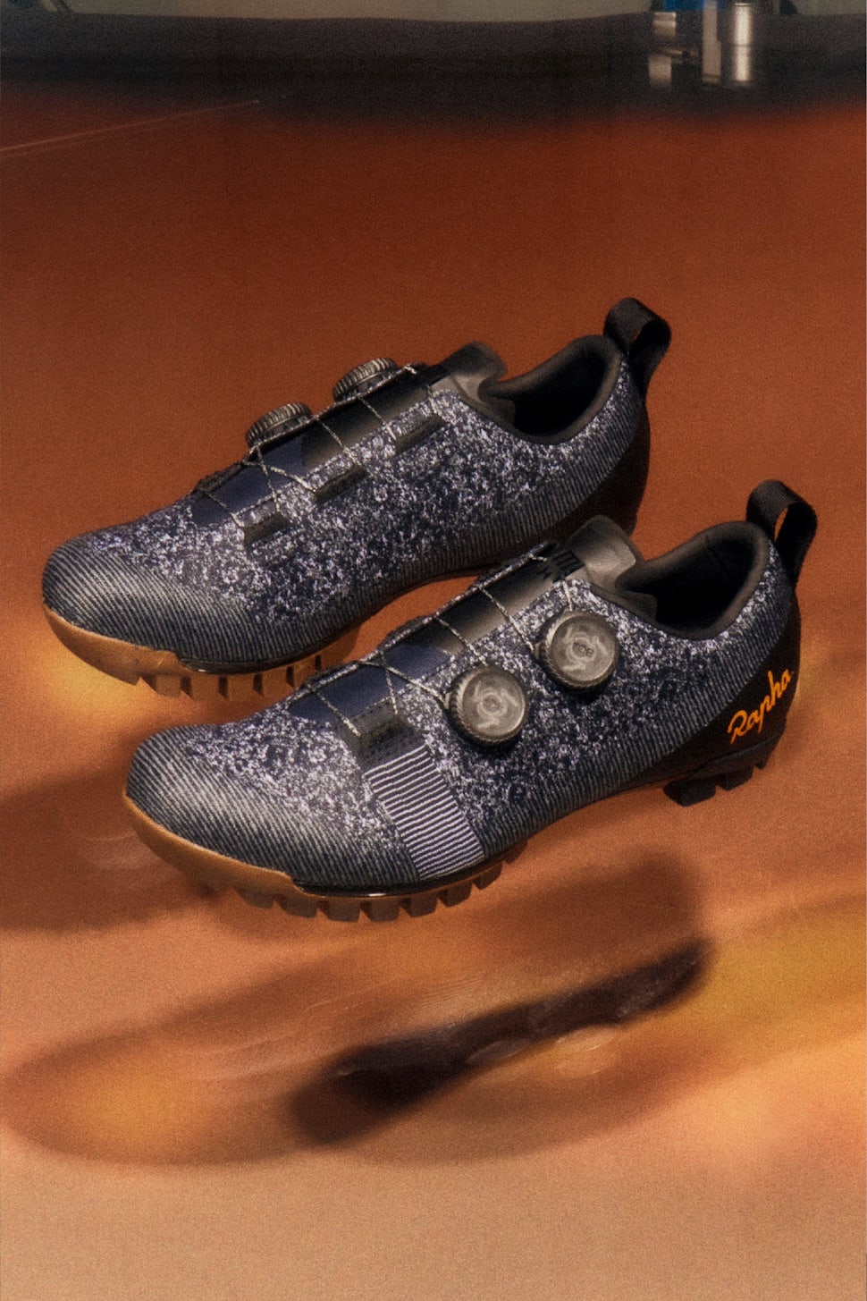 Explore Powerweave Shoe | Unisex Road Cycling Shoes | Rapha