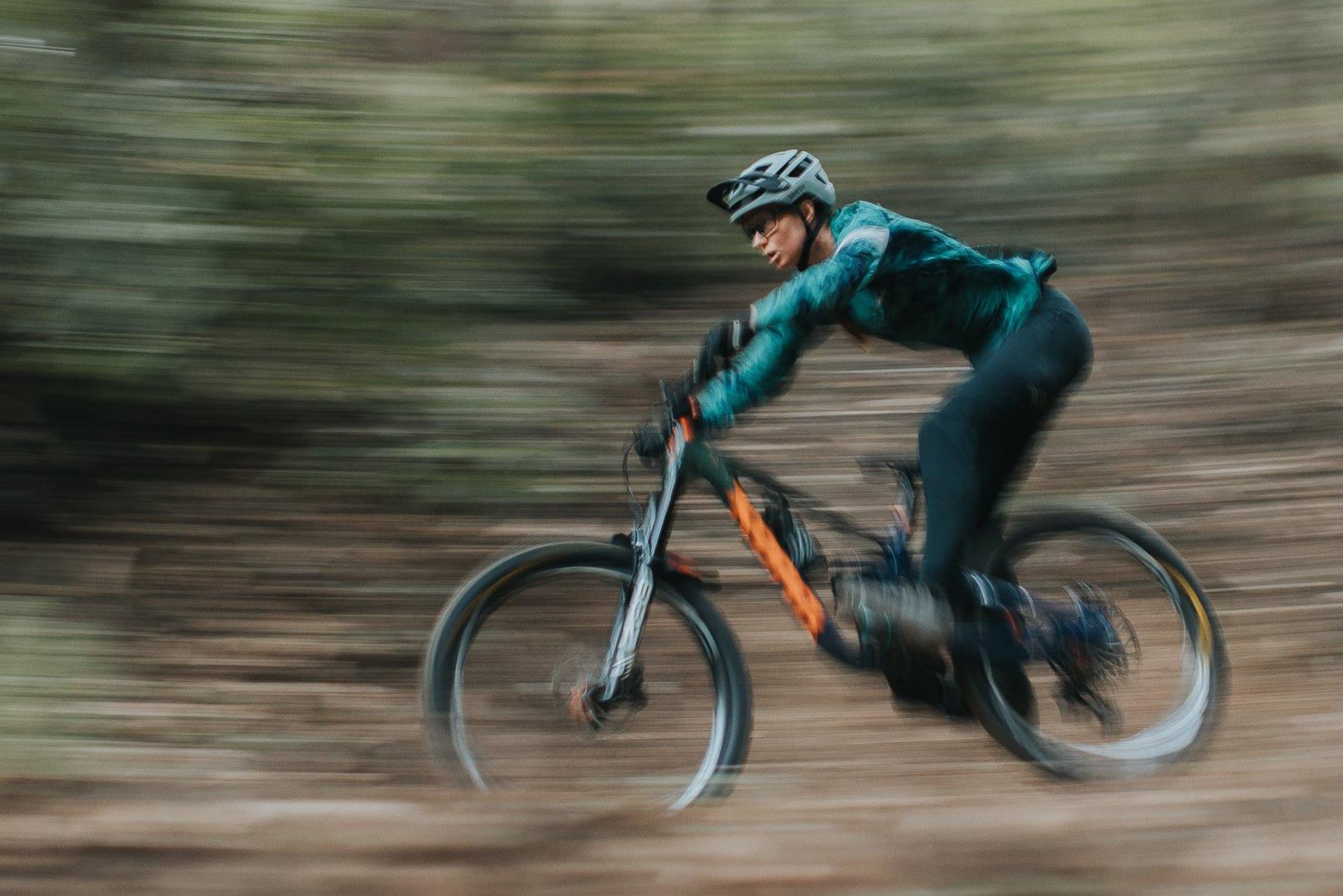 Getting to Know: Ella Conolly, Enduro Racer – Lume Six