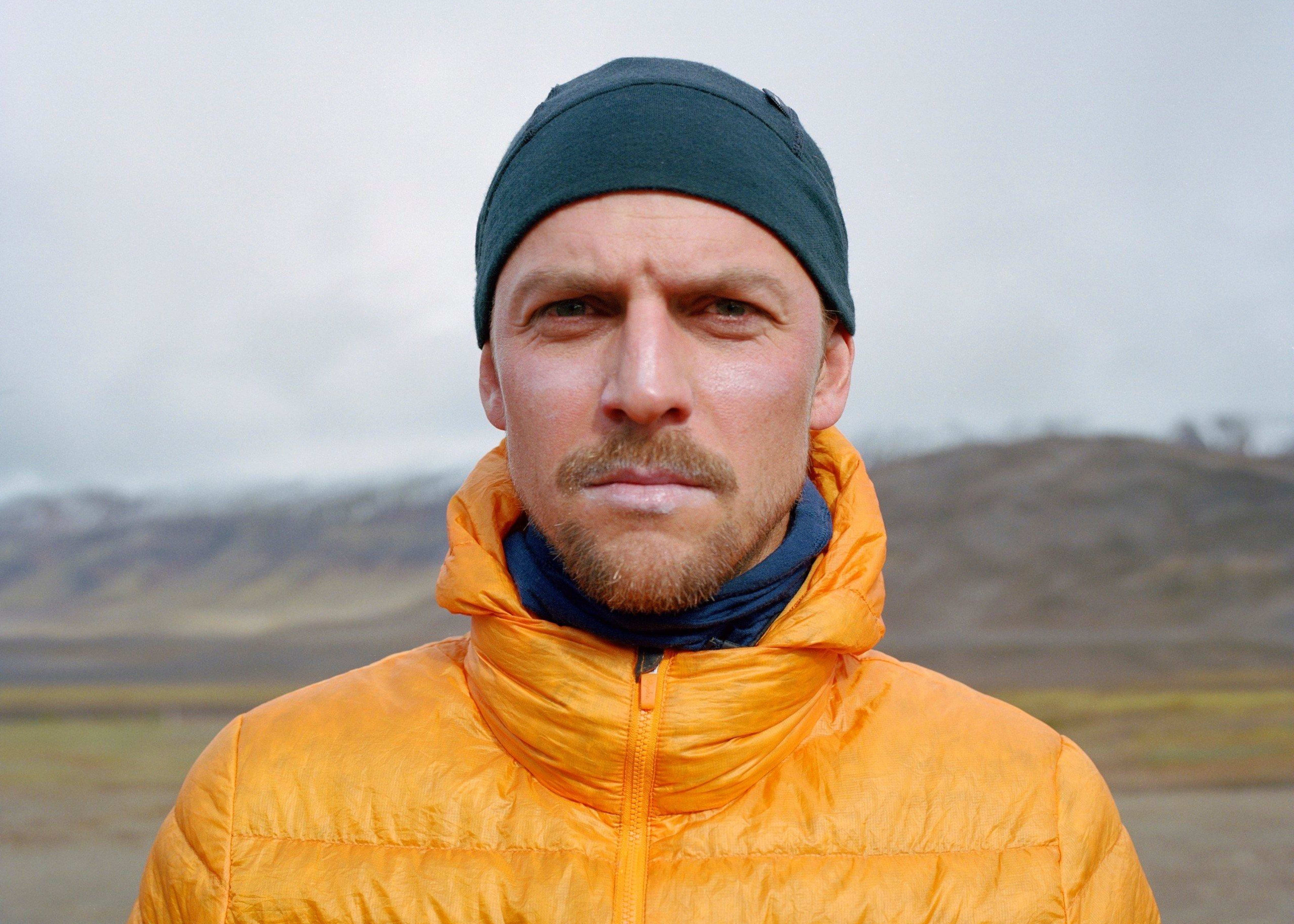 Rapha hotsell packable jacket