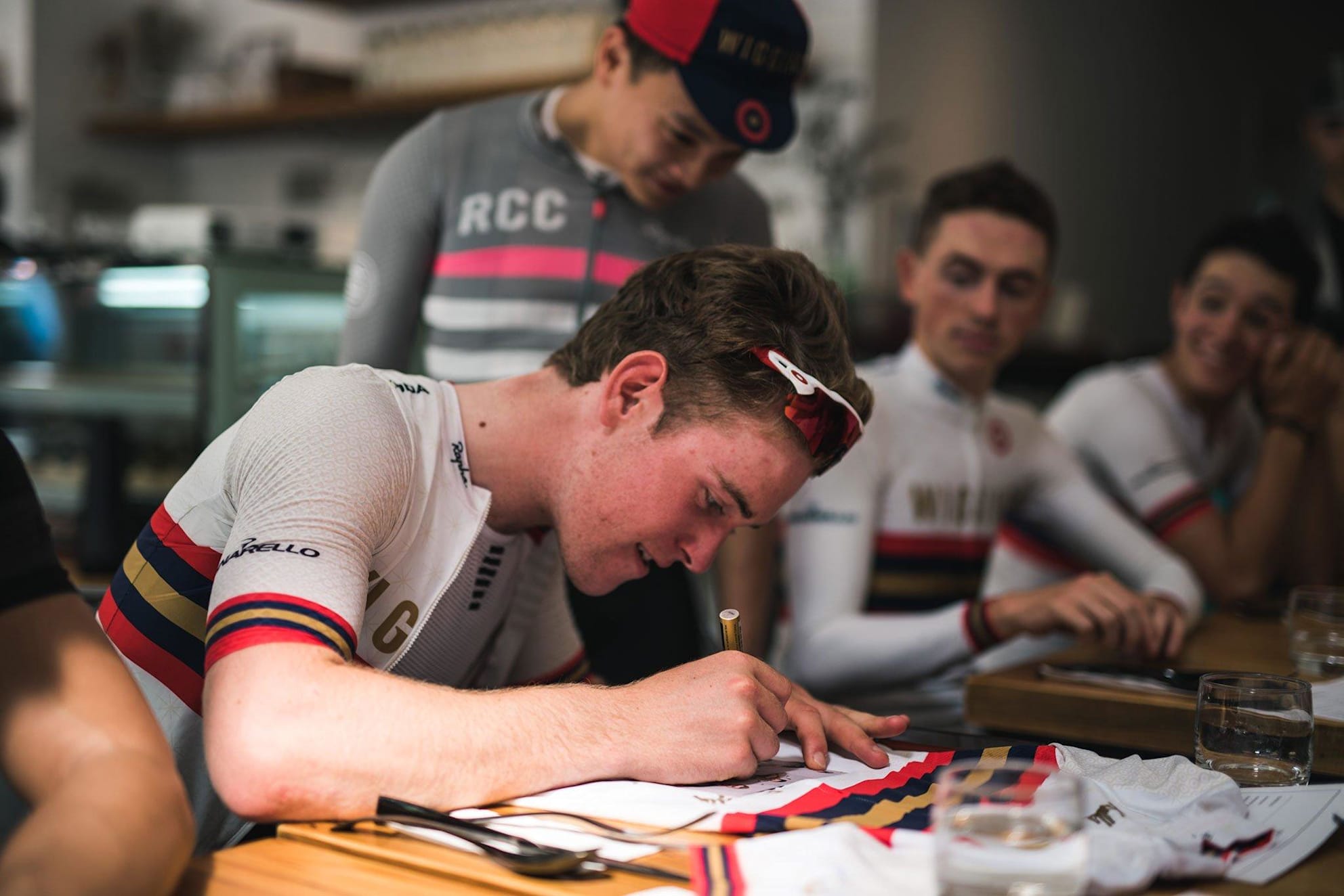 Rapha wiggins jersey shop