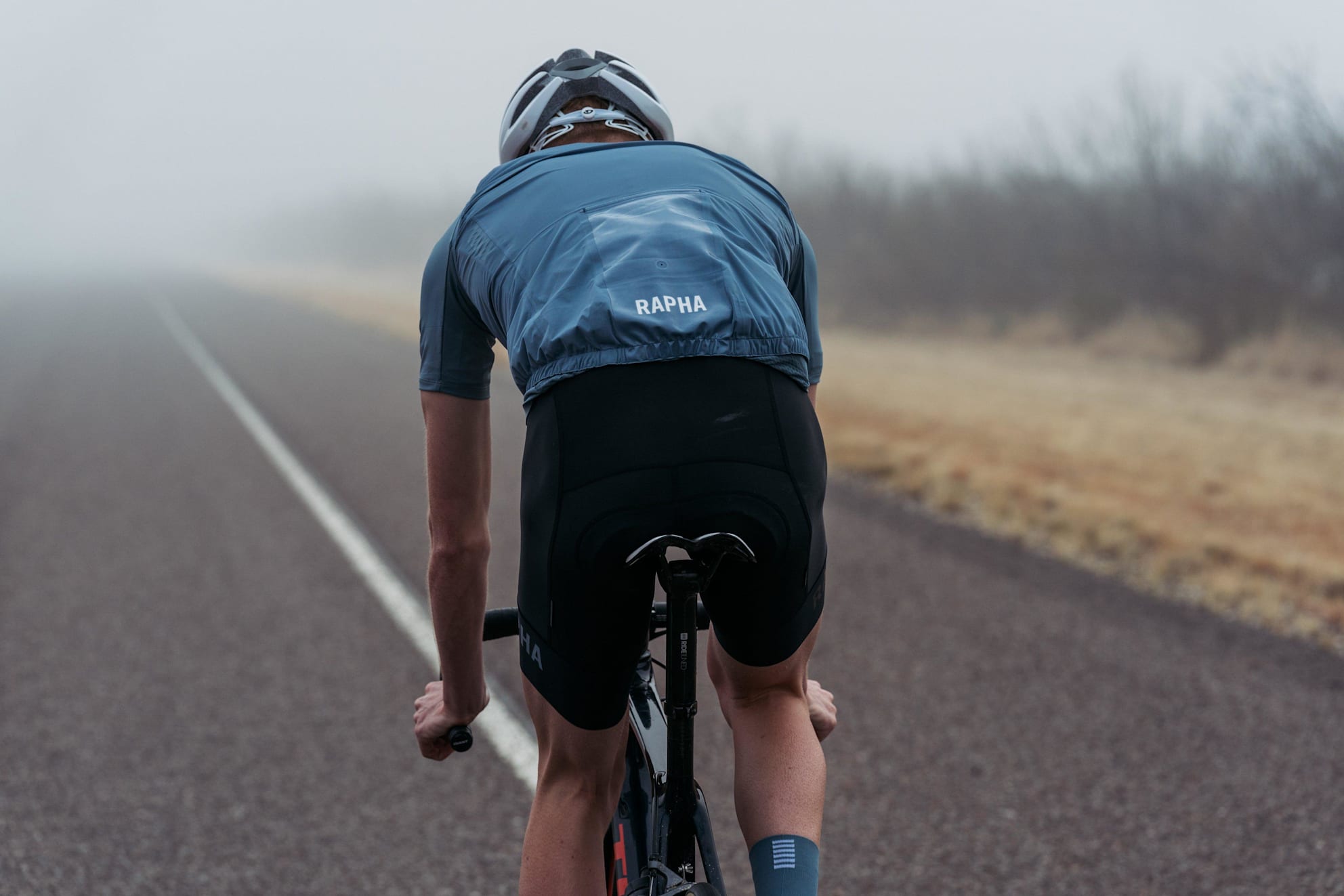 Pro Team Lightweight Rain Gilet | Rapha