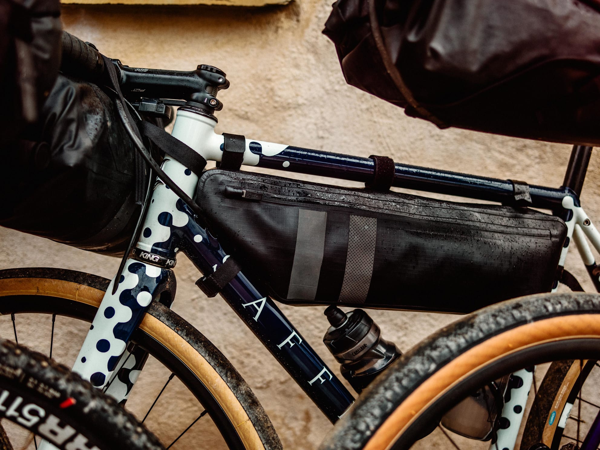 Rapha Saddle Bag (small) | signalstationpizza.com