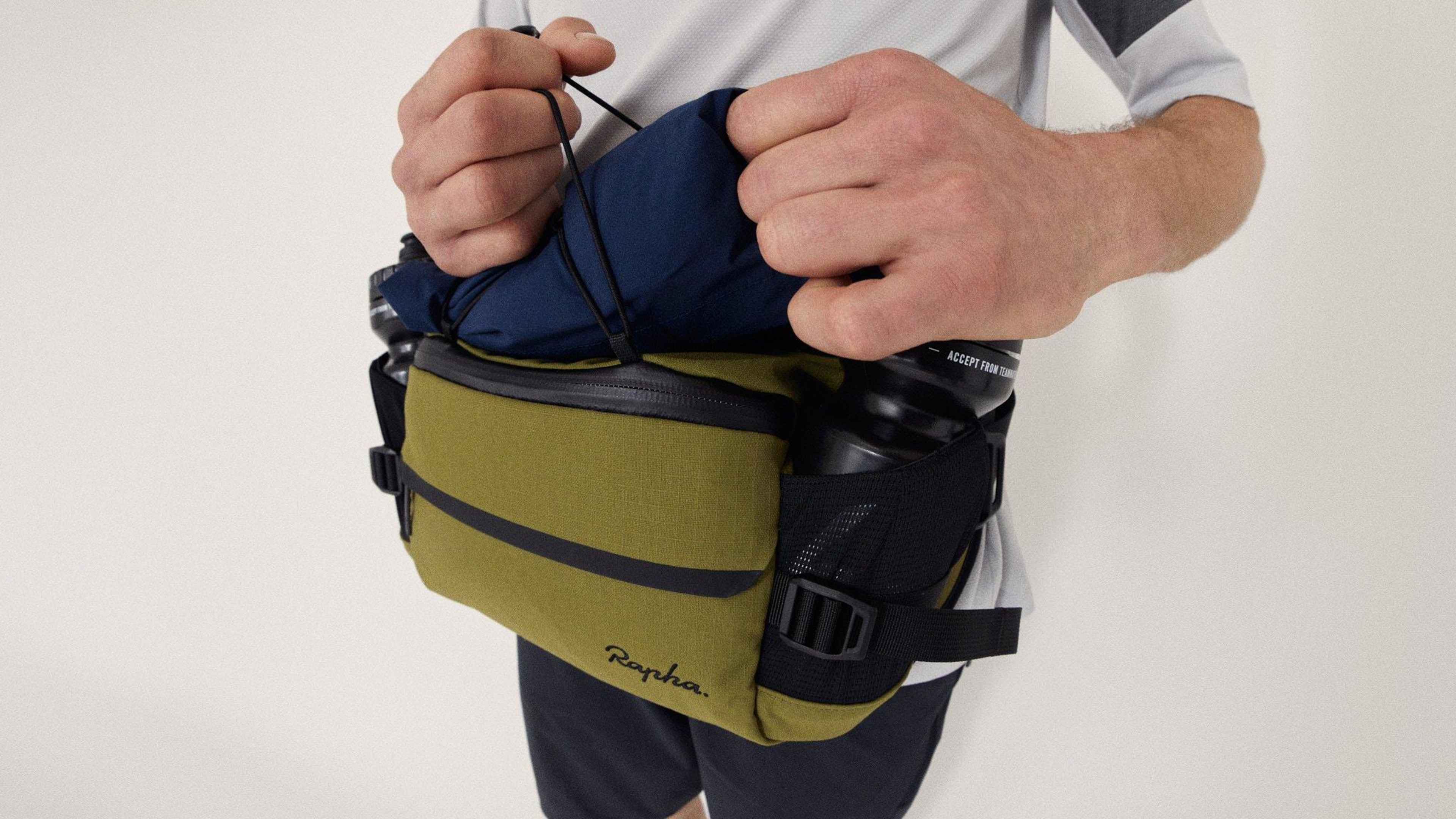 Rapha トレイルヒップパック オリーブグリーン