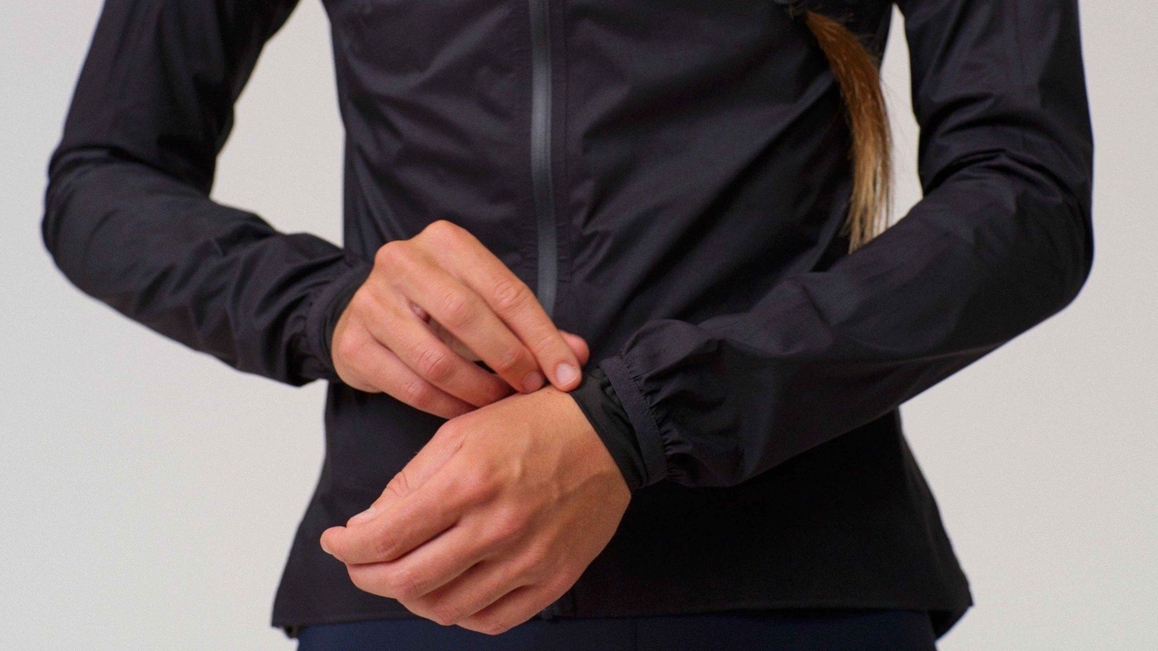 Rapha women’s コアレインジャケットXXS Women's Core Rain Jacket II | Rapha
