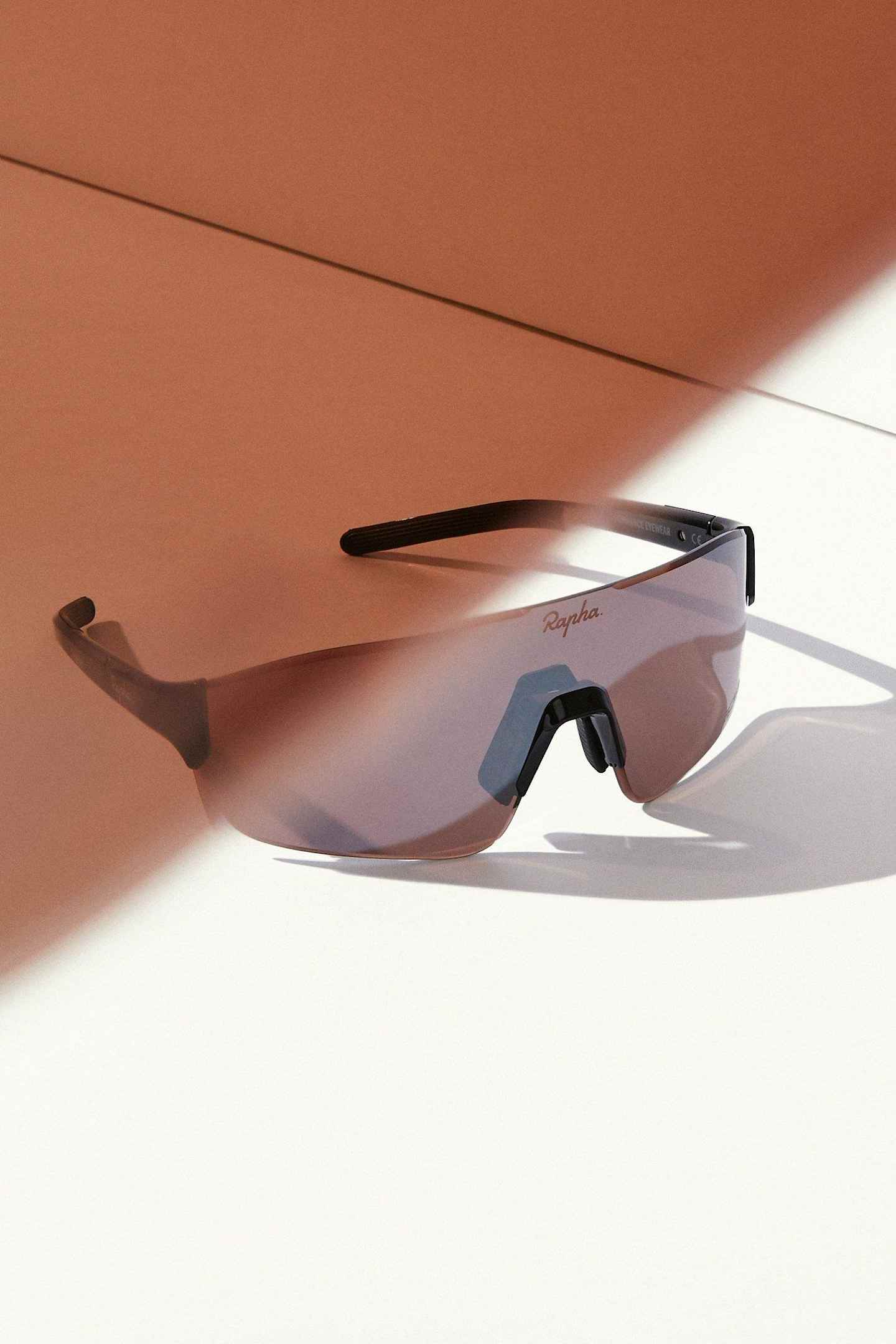 ウェア Rapha Pro Team Frameless Glasses a5LWHCRFikPoJ2xSLzupxF.jpg