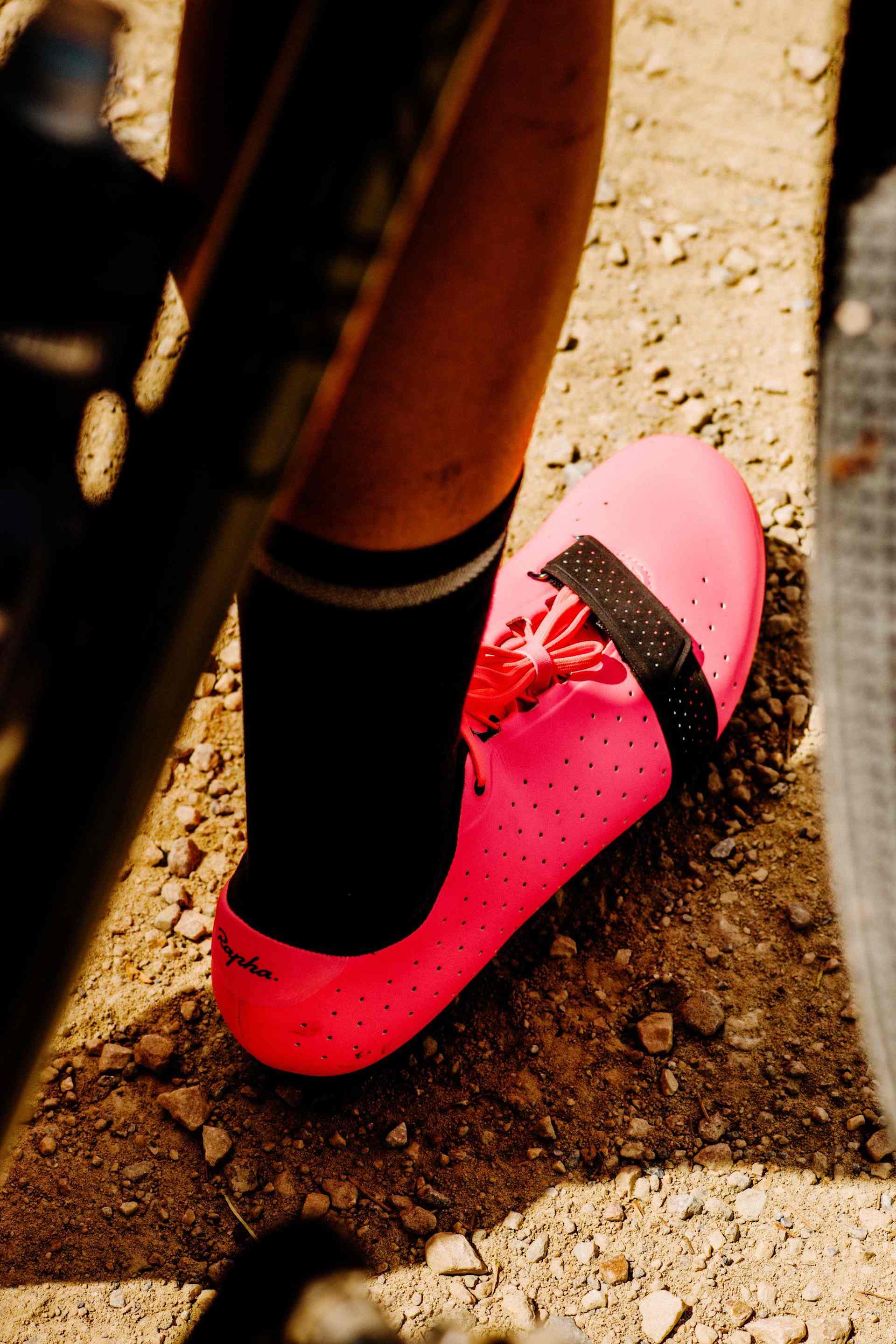 Rapha Explore Shoes サイズ44 Men's RCC Pro Team Shoes | Rapha